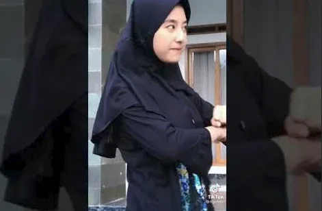 New Guru Viral Phenomenon of Abg Viral Sma 2025 Kak Zahra Tutorial Wiwik Dalam Mobil di Tempat Parkir One for All Indonesia